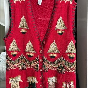 Vintage Festive Red Knit Vest with Christmas Tree Design